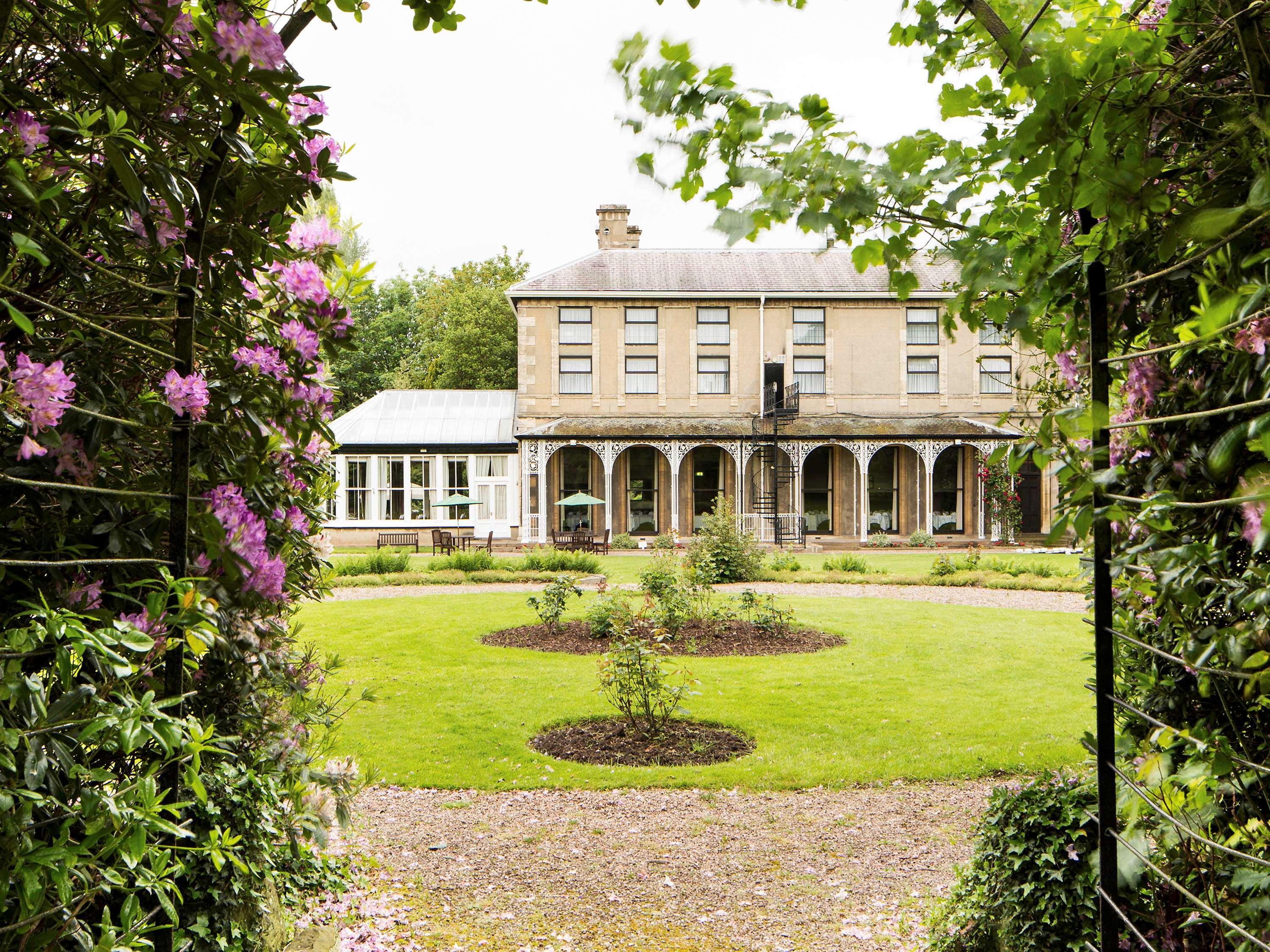 Mercure Burton Upon Trent, Newton Park Esterno foto