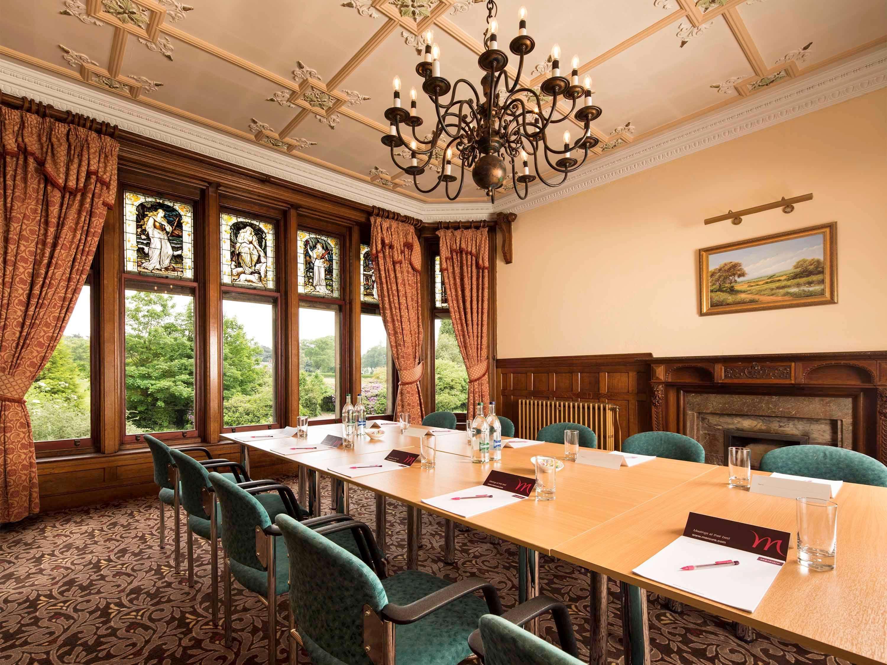 Mercure Burton Upon Trent, Newton Park Esterno foto